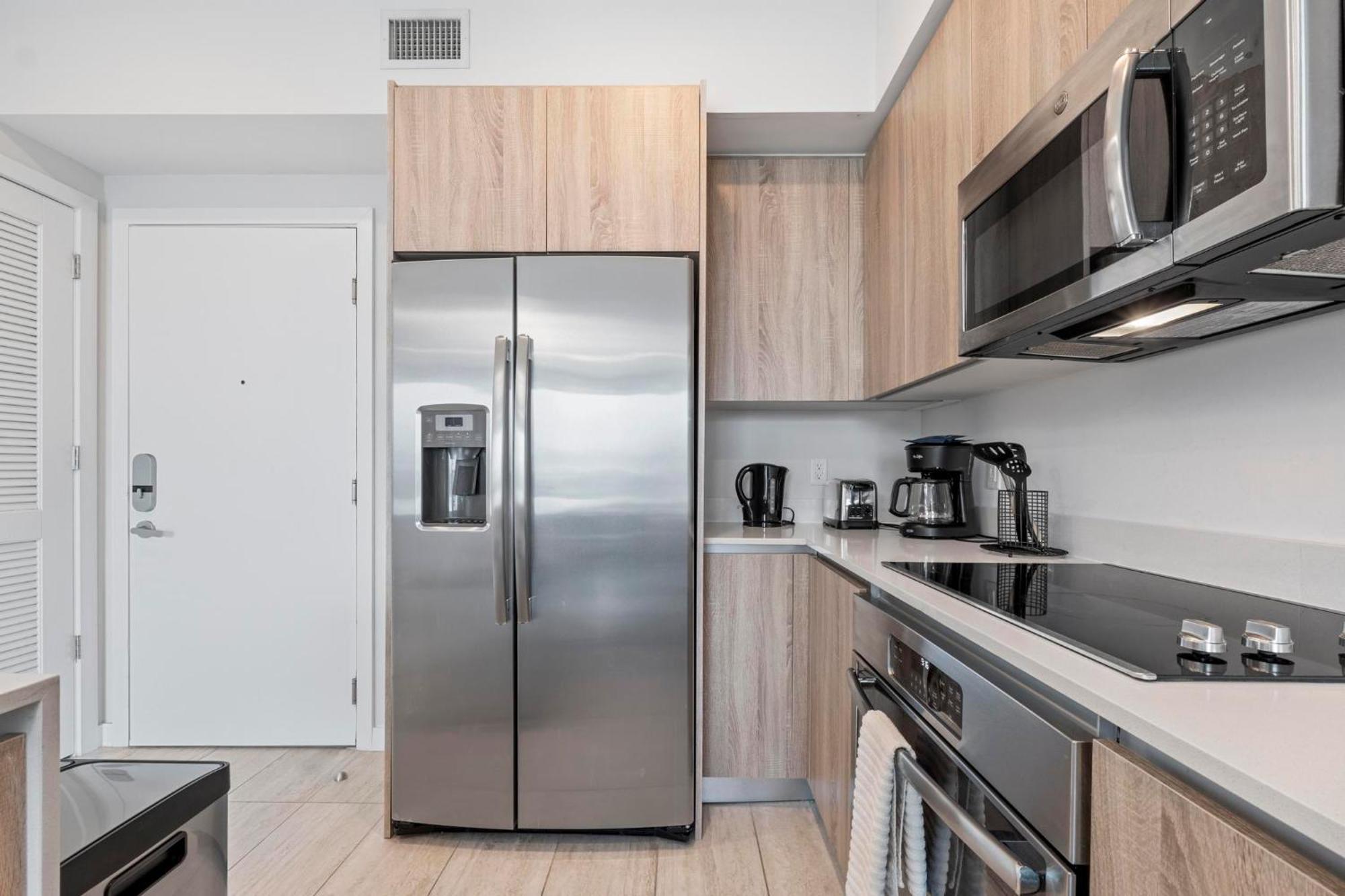 Luxury New At Design District Apartamento Miami
