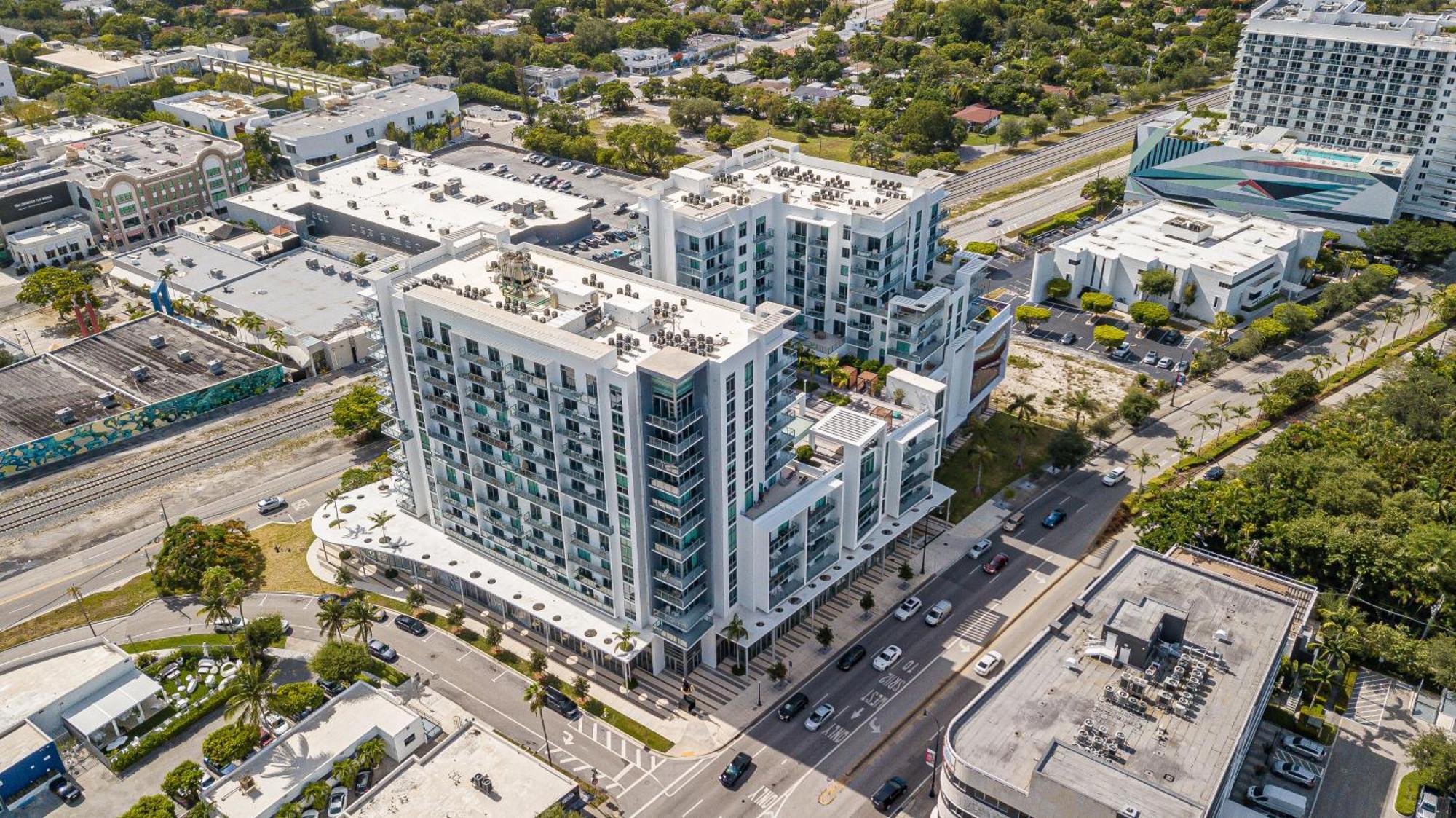 Luxury New At Design District Apartamento Miami